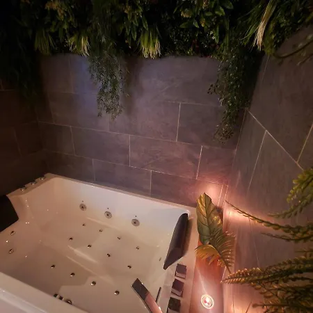 L'instant Plaisir - Bien Etre Apartment