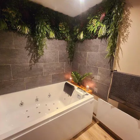 L'instant Plaisir - Bien Etre Apartment